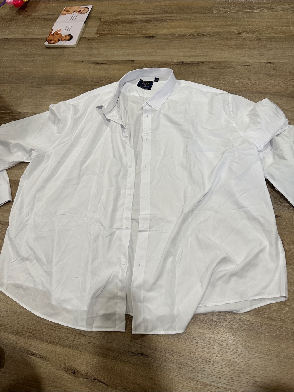 Men's White Dress Shirt with Classic Collar by flex